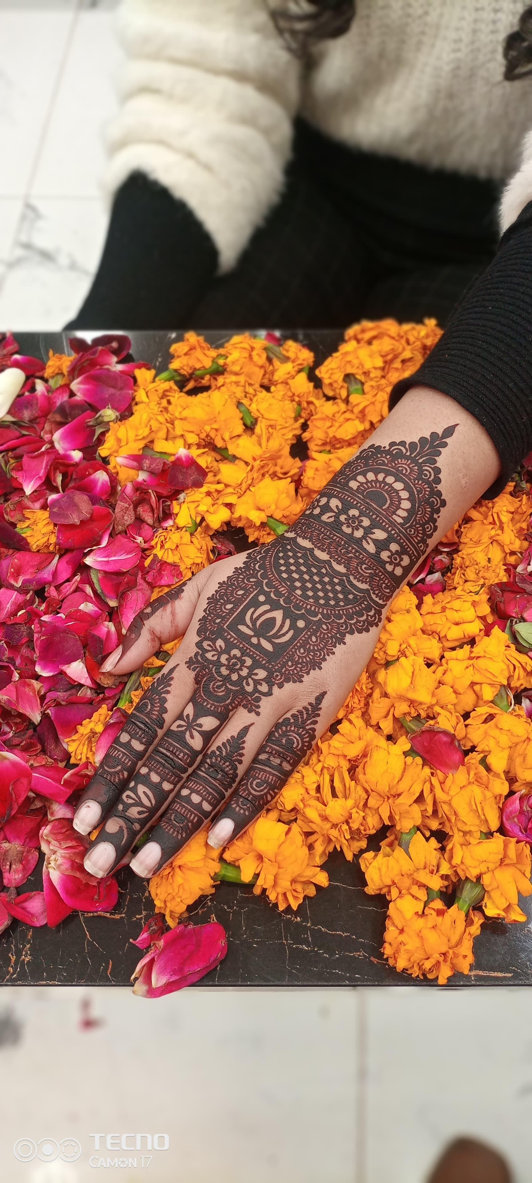Party Mehndi Design 4
